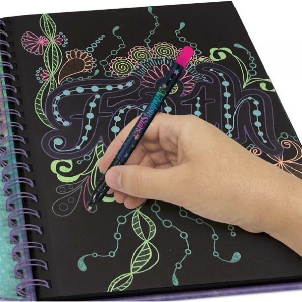 Livre de coloriage à 60 pages noires Coralia - Nebulous Stars - Image 5