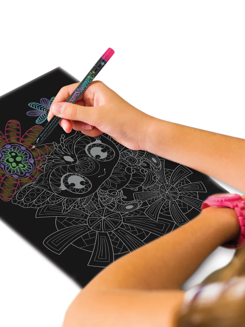 Cahier de coloriage à 60 pages noires Isadora – Nebulous Stars - Image 6