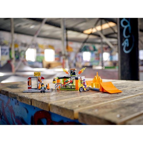 LEGO City - L’aire d’entraînement des cascadeurs – Image 4