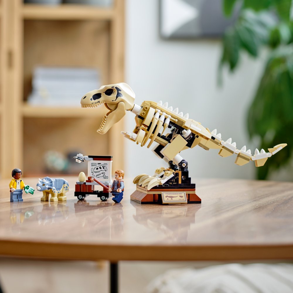 LEGO Jurassic World 76940 -L’Exposition du Fossile du T. Rex – Image 5