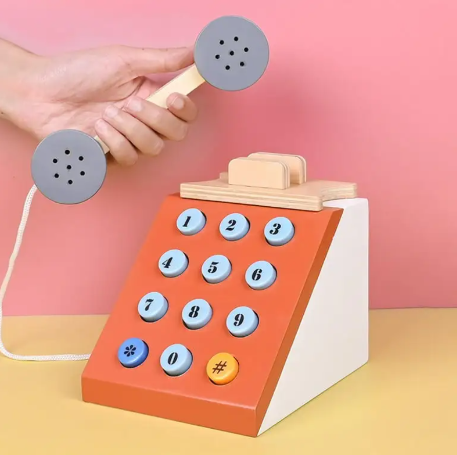 Téléphone rétro en bois pour enfants